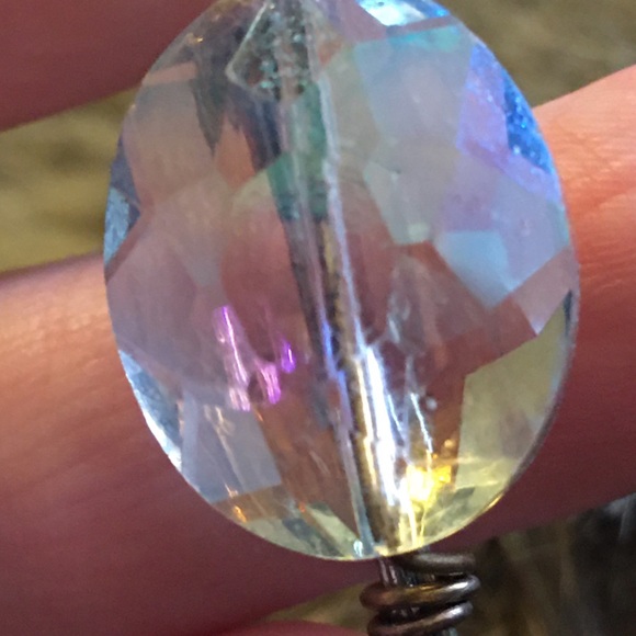 Wired faceted aurora borealis stone bracelet - Picture 6 of 8